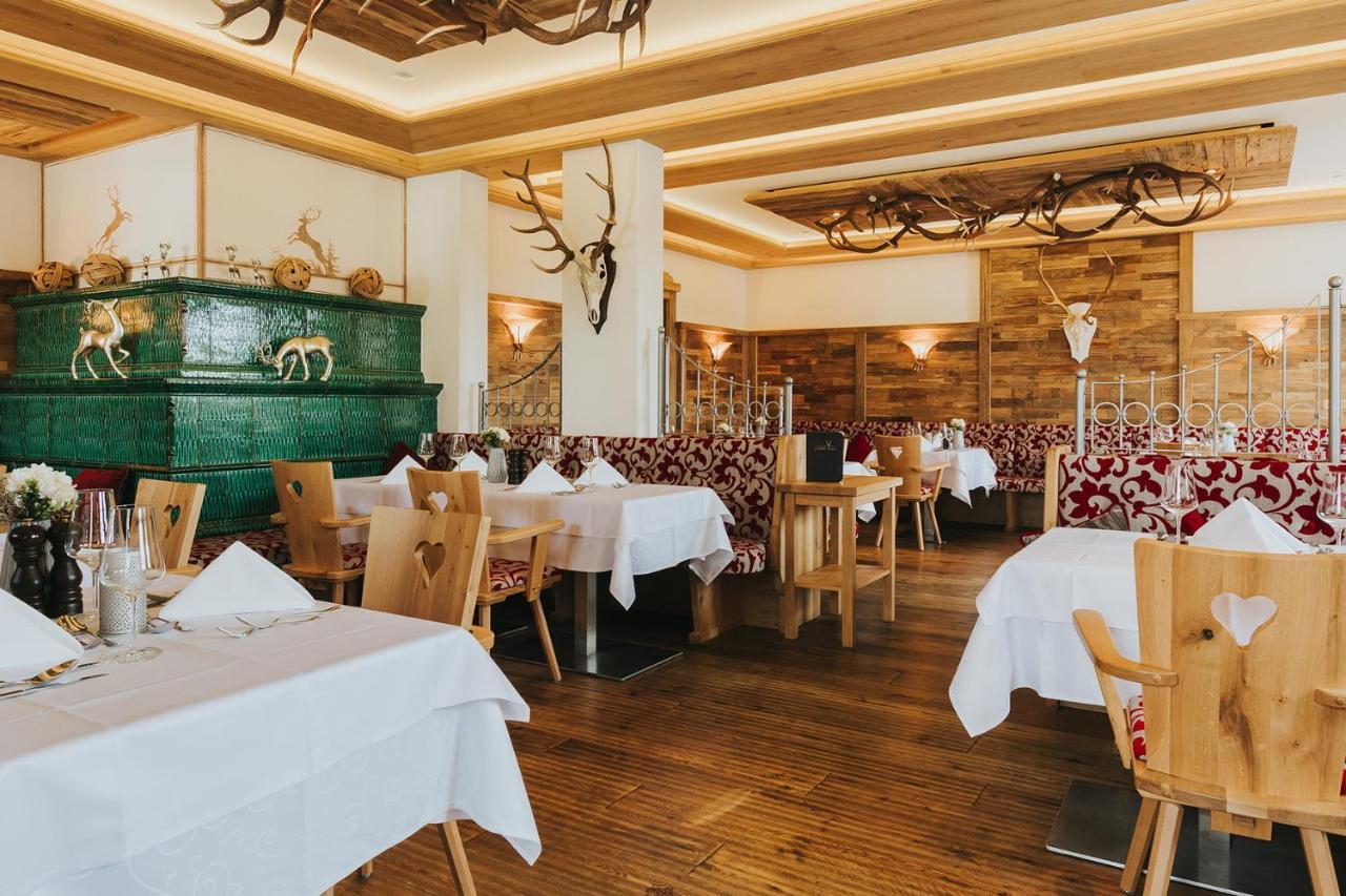 Ortner'S Resort Bad Füssing Eksteriør billede Restaurant in the Hotel Axelmannstein