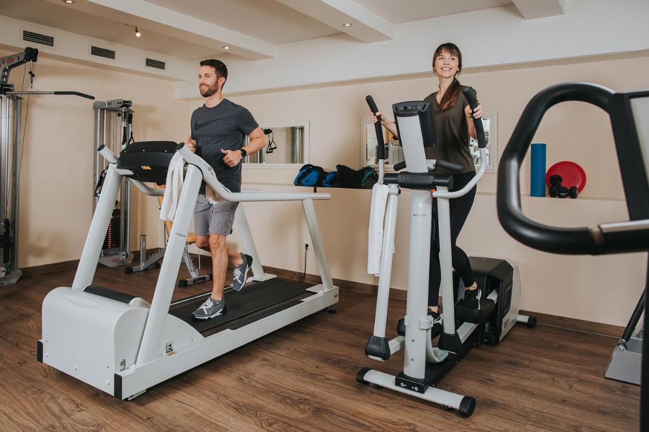 Ortner'S Resort Bad Füssing Eksteriør billede Elliptical trainer