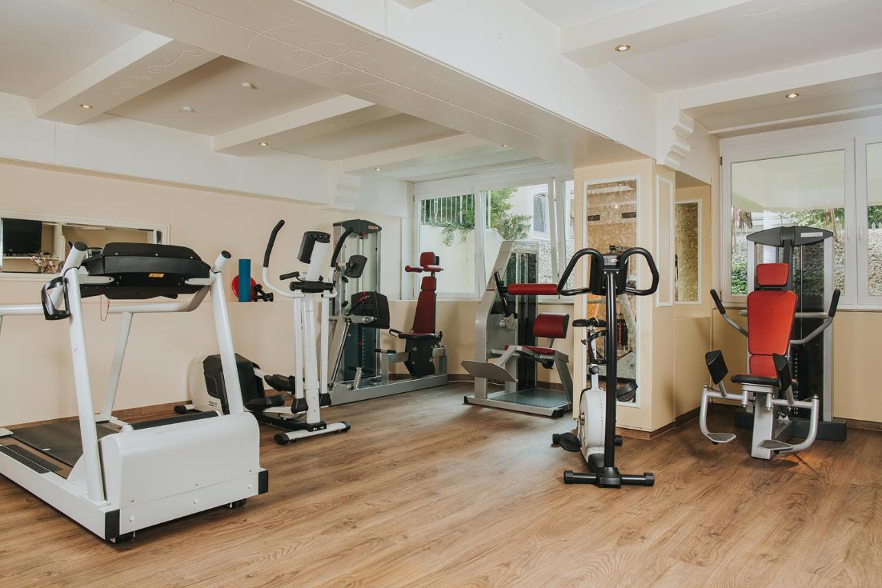 Ortner'S Resort Bad Füssing Eksteriør billede A gym at the hotel