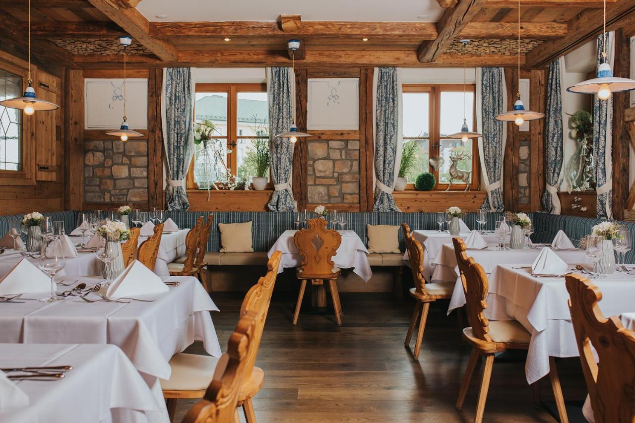 Ortner'S Resort Bad Füssing Eksteriør billede Restaurant in the Hotel Axelmannstein