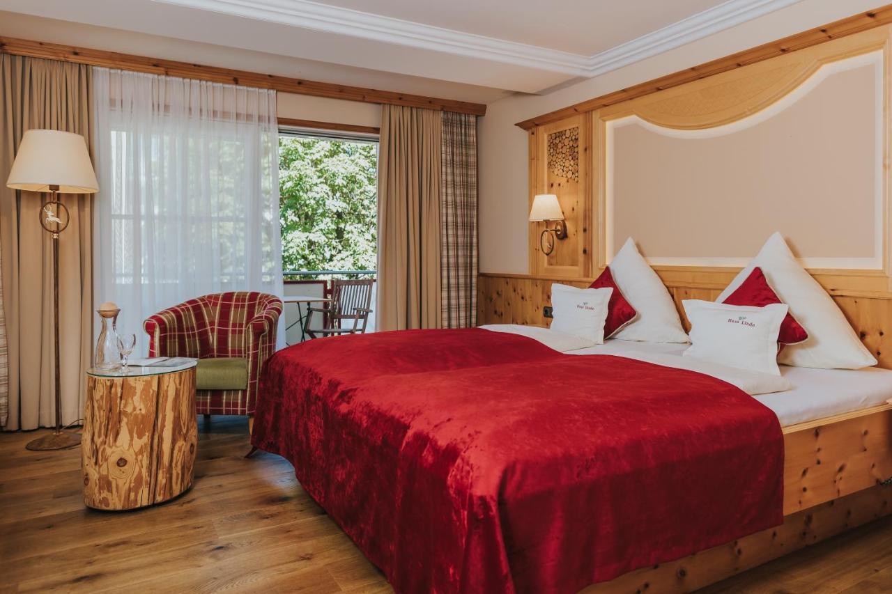 Ortner'S Resort Bad Füssing Eksteriør billede A typical room at the Hotel Axelmannstein